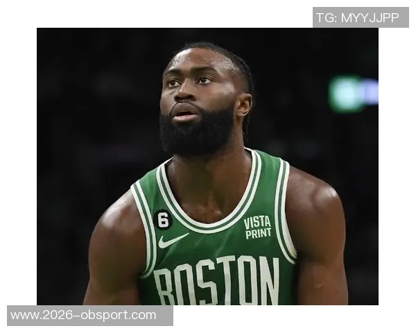 哈珀连续两场表现低迷揭示客场续航能力不足问题 哈珀连续两场表现低迷揭示客场续航能力不足问题